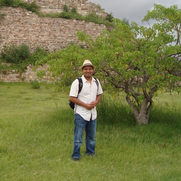 Meet your Posher, Carmelo - Picture 1 of 1